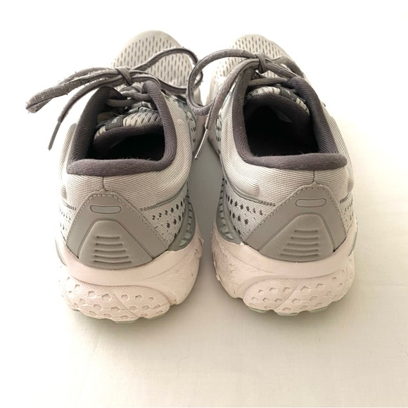 Brooks Adrenaline GTS 21 Supportive Running Sneaker - Picture 12 of 12